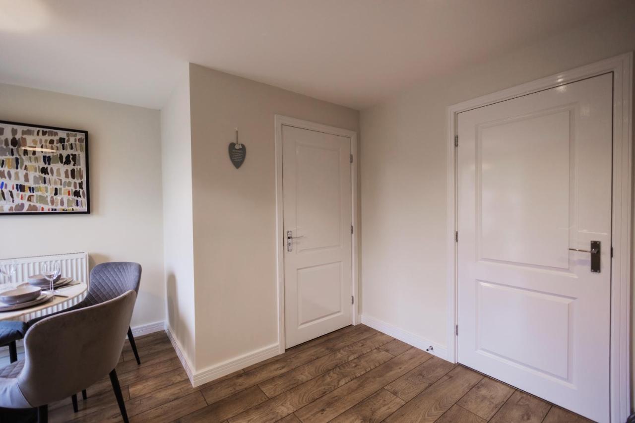 College Court Villa Bedale Bagian luar foto