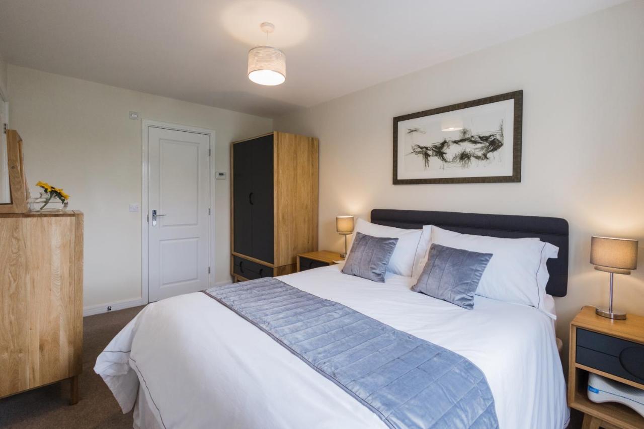 College Court Villa Bedale Bagian luar foto